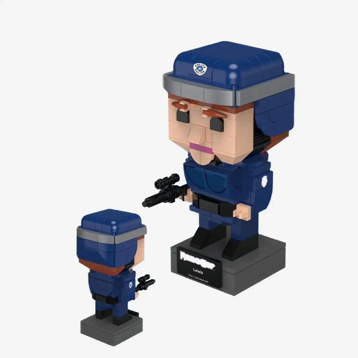BlueBrixx Lewis • Set 106893 • SetDB • Merlins Briques